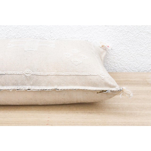 Sidi Sand Silk Rug Lumbar Pillow For Sale In Los Angeles - Image 6 of 8