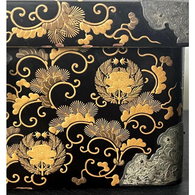 Japanese Antique Lacquer Maki-E Miniature Hasami-Bako with Copper Mounts For Sale - Image 18 of 18