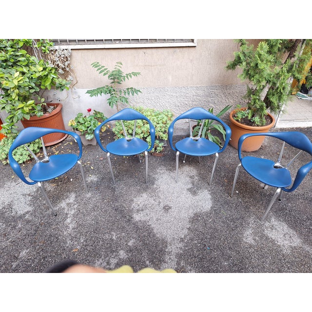 Mid-Century Modern Vintage Armchairs in Aluminum and Blue Foam Material by Ferdinand Alexander Porsche for Ycami Edizioni, 1980s, Set of 4 For Sale - Image 3 of 13