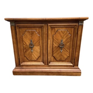 1970s Stanley Walnut Neoclassical Hollywood Regency Flip Top Server / Buffet / Bar For Sale