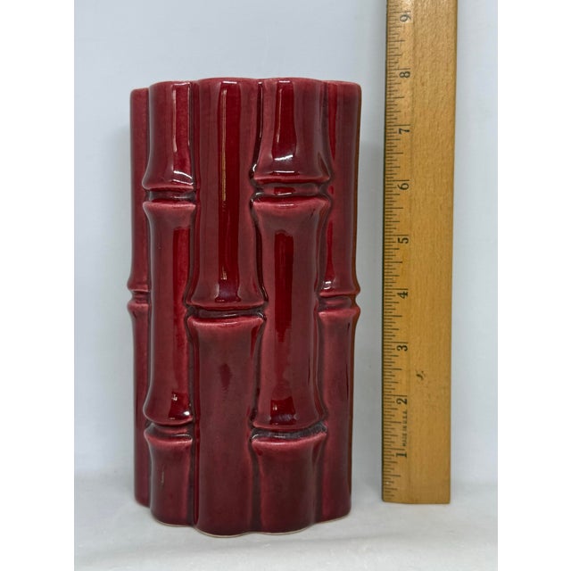 1950’s Red Wing Usa Burgundy Bamboo Ceramic 7.5” Tall Vase #400 Light Grey Interior For Sale - Image 9 of 12