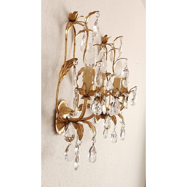 Hollywood Regency Hand-Forged Gold Leaf Gilded Floral 2-Light Wall Lamp with Crystals, 1950s For Sale - Image 17 of 18