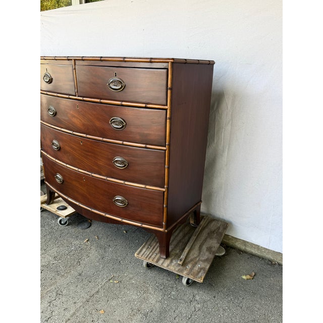 19th Century English Bowfront Chest of Drawers For Sale - Image 4 of 14