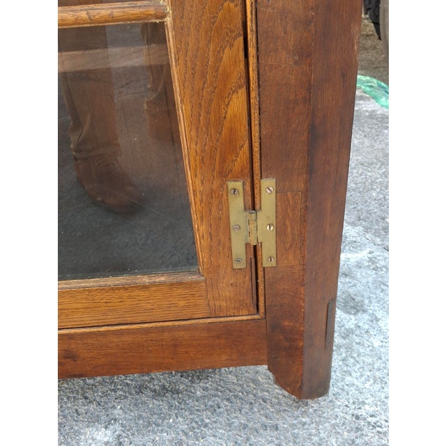 Wood 19th Century Victorian Oak Corner Cabinet Cupboard For Sale - Image 7 of 13