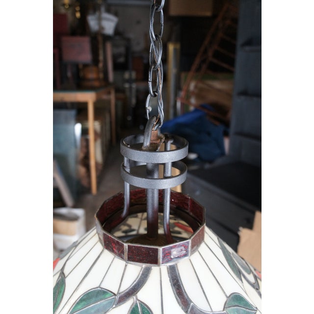 1970s Tiffany Style Iron & Leaded Stained Glass Apple Vine Motif Pendant Light Lamp For Sale - Image 5 of 11