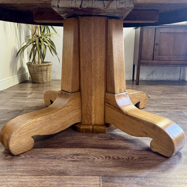 Vintage Tiger Oak Round Pedestal Dining Table For Sale - Image 11 of 15