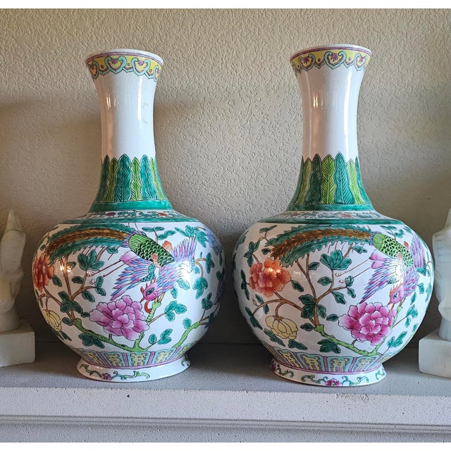 Pair of Late Qing Dynasty Chinese Famille Rose Phoenix Bottle Vases With Stands For Sale - Image 10 of 12