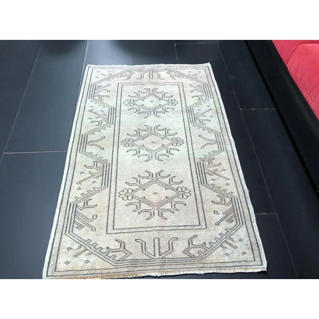 Small Vintage Turkish Neutral Area Rug For Sale - Image 3 of 11