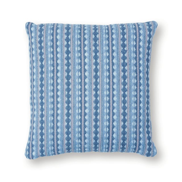 Schumacher Tarnby Stripe Pillow in Sky For Sale In New York - Image 6 of 6