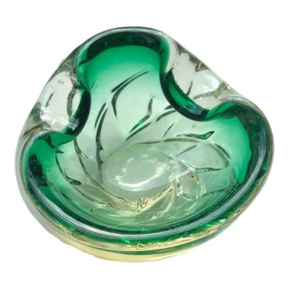 Mid-Century Handblown Green and Gold & Silver Foil Sommerso Swirl Catchall For Sale