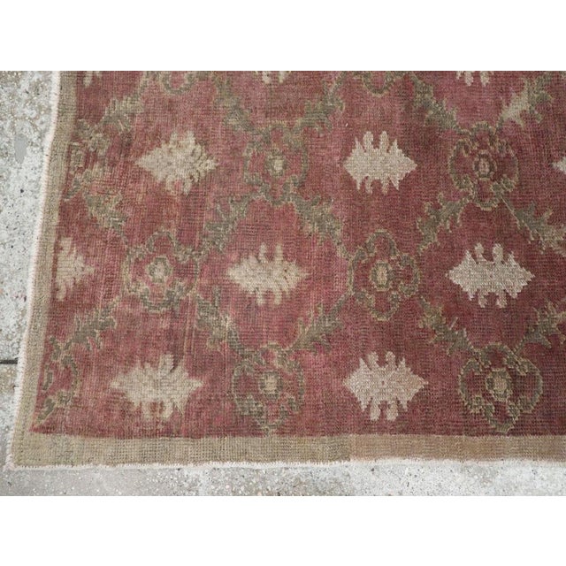 Textile Galerie Shabab Collection Mid-20th Century Turkish Anatolian Throw Rug For Sale - Image 7 of 10