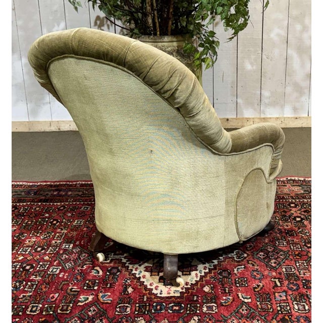 English Chaise Longue, Late 19th Century For Sale - Image 9 of 12