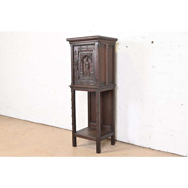 19th Century Belgian Gothic Revival Carved Dark Oak Bar Cabinet For Sale - Image 13 of 13
