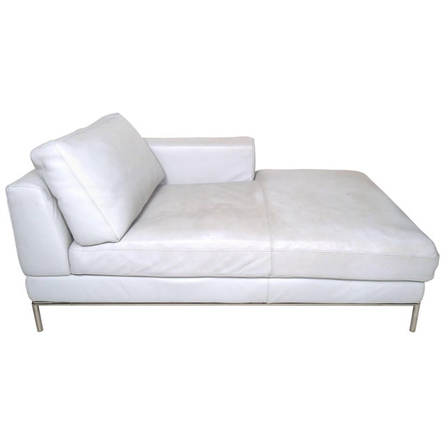 Mid-Century Modern 1960s Vintage Modern White Settee For Sale - Image 3 of 10