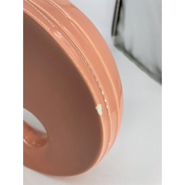 Mid-Century Ceramic Haeger Circular Pink Vase For Sale In Greenville, SC - Image 6 of 11