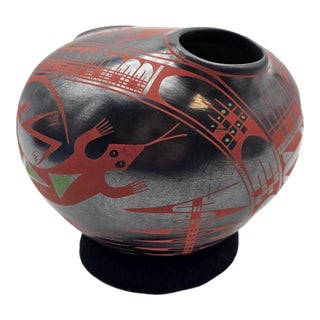 Signed Cesar Bugarini Mata Ortiz Double Opening Burnished Pottery Vessel 7" For Sale