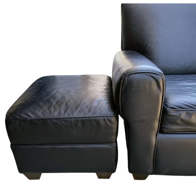 Elevate Your Living Space With This Iconic Three-Piece Set, of Two Vintage Leather Club Chairs & a Matching Oversized Ottoman by Futuristic Furniture. For Sale - Image 9 of 12