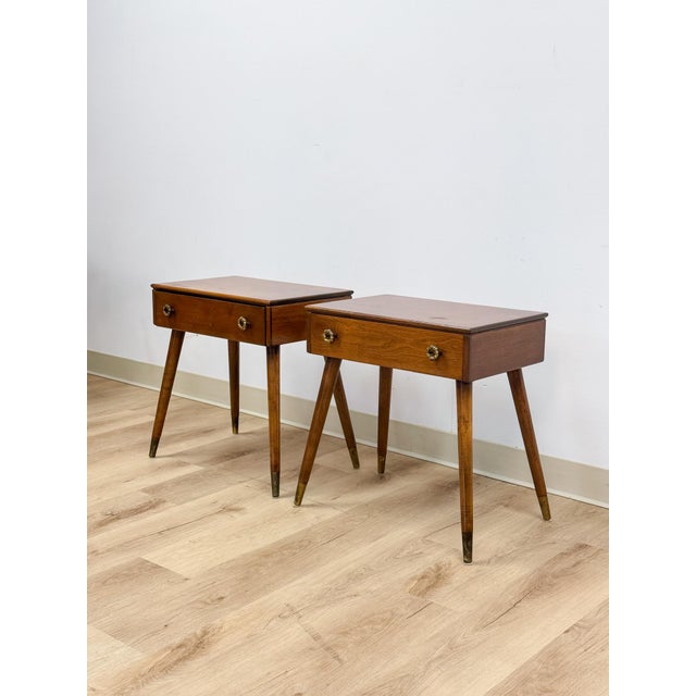 Mid-Century Modern Pair of Vintage Atomic Nightstands Retro Bedside Tables MCM End Tables For Sale - Image 3 of 17