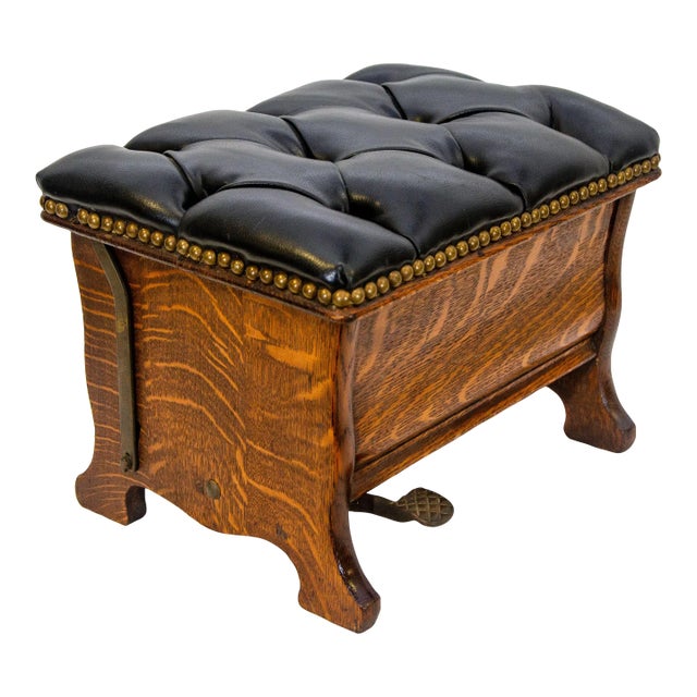 Early 20th Century Victorian Oak Footstool For Sale