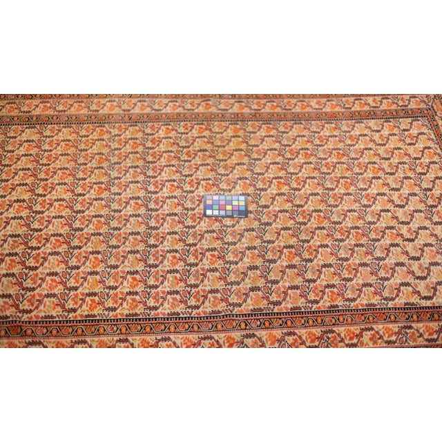 Late 18th Century Antique Persian Farahan Rug 4'2'' x 6'6'' For Sale In New York - Image 6 of 7