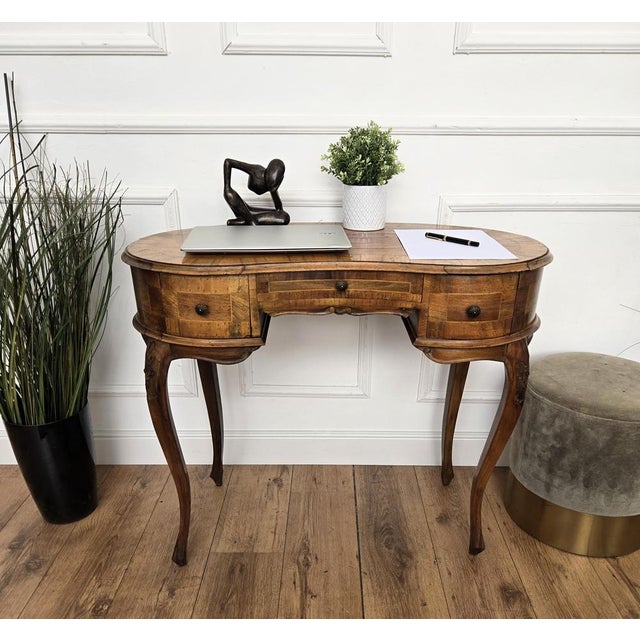 Vintage Italian Kidney Shaped Desk in Walnut, 1940s For Sale - Image 3 of 10