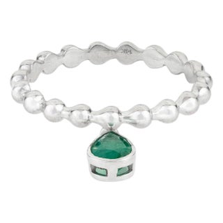 Contemporary Emerald Beaded Charm Band Ring Size 5.5 in 14k White Gold For Sale