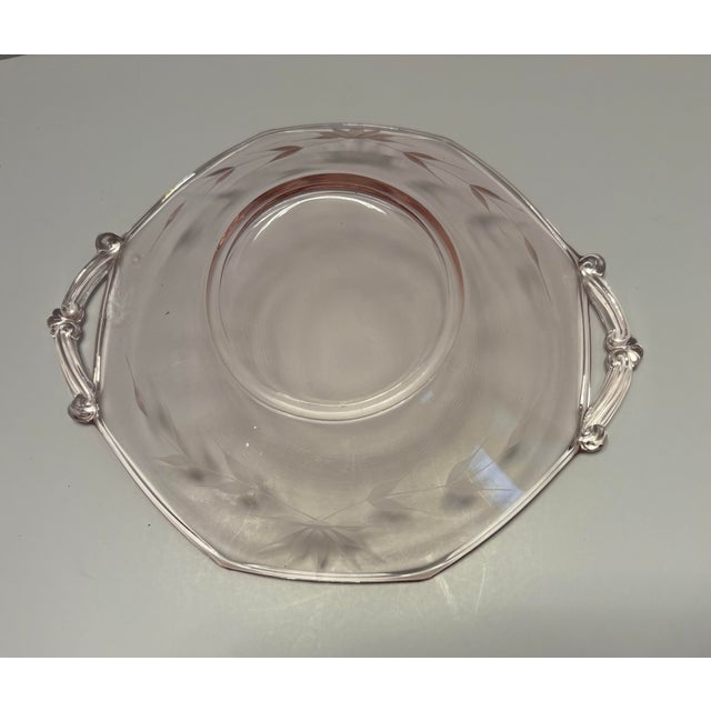 Early 20th Century Art Deco Blush Pink Etched Glass Handled Bowl With Fitted Underplate For Sale - Image 4 of 9
