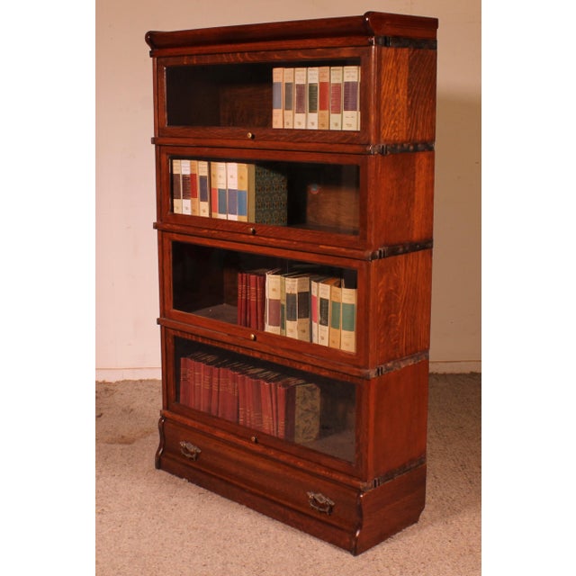 Bookcase in Oak with Drawers by Globe Wernicke, 1890s For Sale - Image 10 of 11