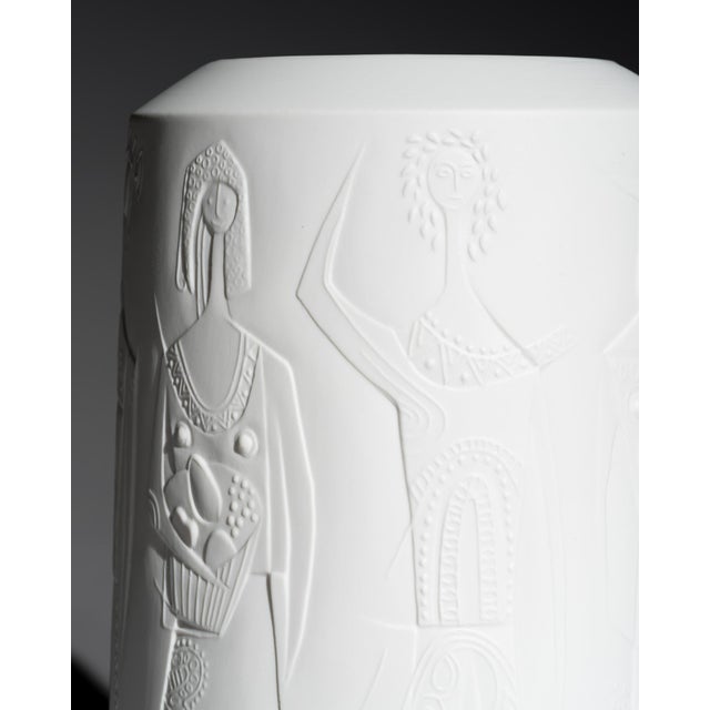 Figural Relief Bisque Porcelain Vase by Cuno Fischer for Hutschenreuther, 1969 For Sale - Image 6 of 9
