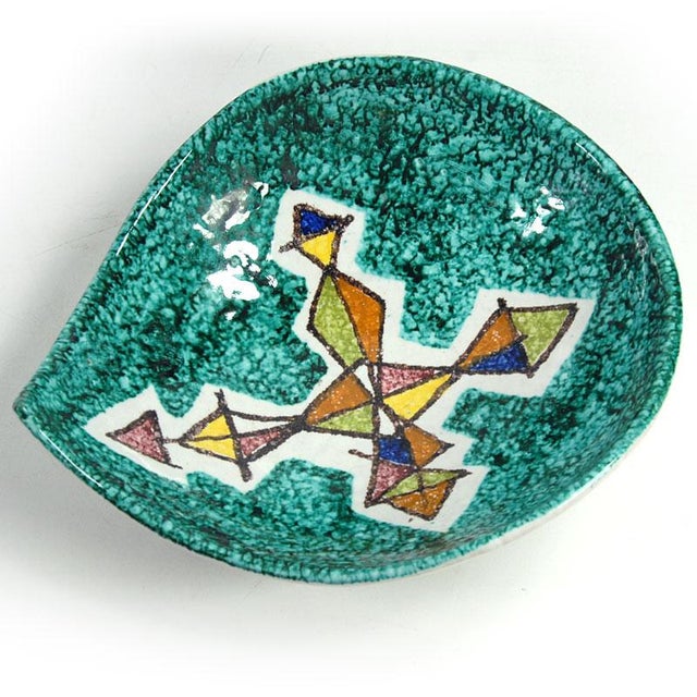 Italian Hand-Painted Glazed Tripod Dish, 1960s For Sale - Image 3 of 10