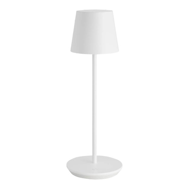 Sean Lavin by Visual Comfort Modern Nevis Cordless/Rechargeable Table Lamp in White For Sale