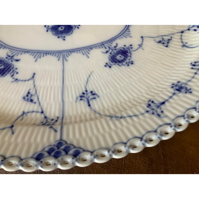Royal Copenhagan 1960s Royal Copenhagen Blue Fluted Full Lace Platter 1148 For Sale - Image 4 of 8