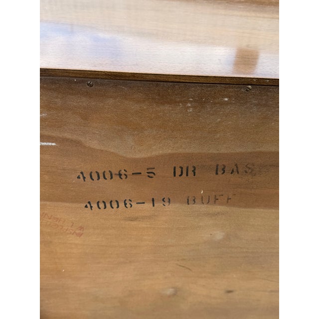 Mid-Century Modern 1960s American of Martinsville “Dani” Credenza For Sale - Image 3 of 9