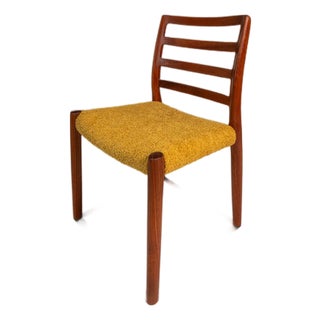 Danish Mid-Century Modern Model 85 Ladderback Dining Chair in Teak & Bouclé by Niels Møller for j.l. Møller, Denmark, C. 1960s For Sale