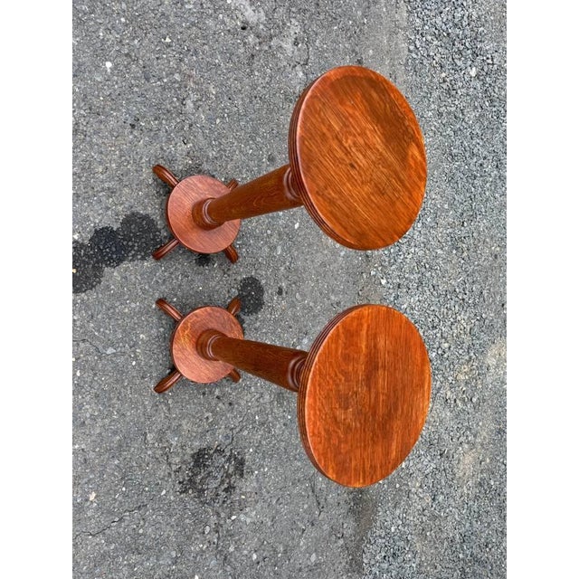 Pair of Antique Quarter-Sawn Pedestal / Plant Stands For Sale - Image 4 of 17