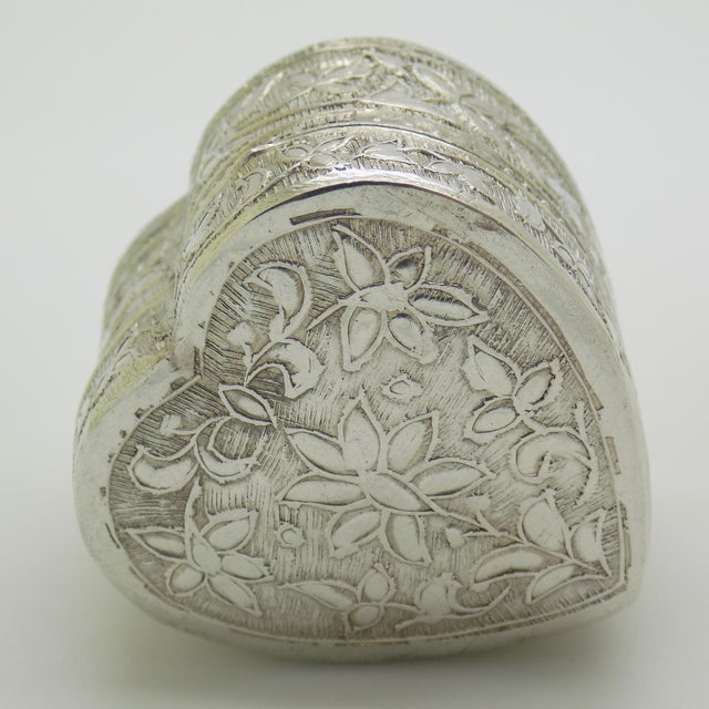 Vintage Italian Genuine Silver 800 Heart-Shaped Trinket Box with Floral Detail, 1980s For Sale - Image 6 of 13