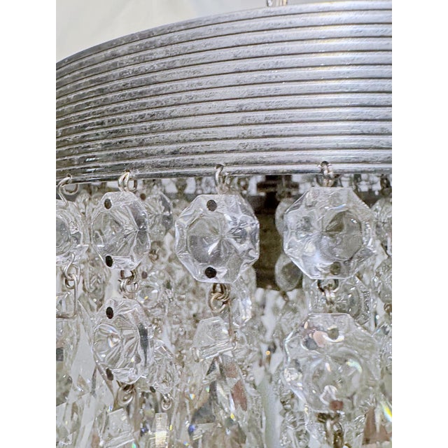 1950s Vintage Mid-Century Modern Reeded Chrome Tiered Crystal Chandelier For Sale - Image 5 of 10