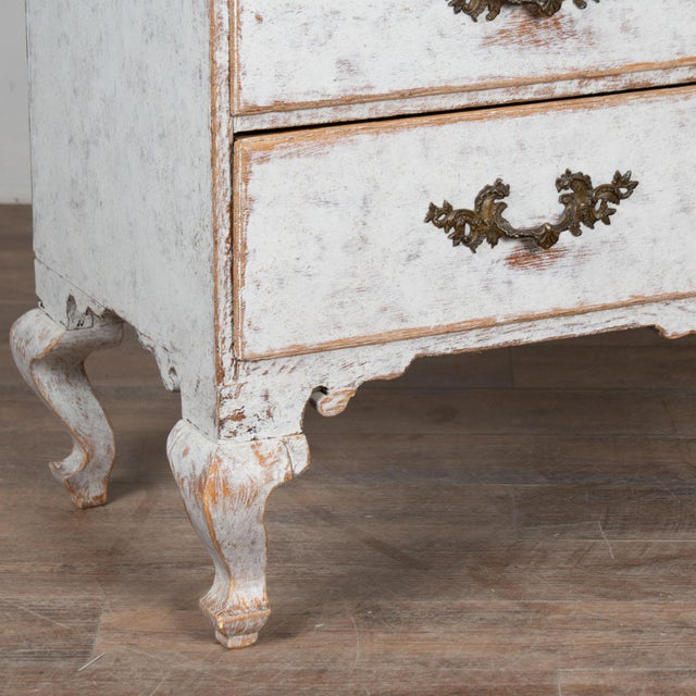 Late 18th Century Swedish White Gustavian Wedding Cabinet For Sale - Image 15 of 17