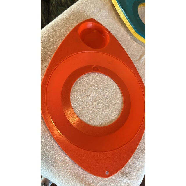 Vintage Better Maid Plastic Paper Plate & Cup Holders Set of 5 MCM BBQ Party For Sale - Image 4 of 10