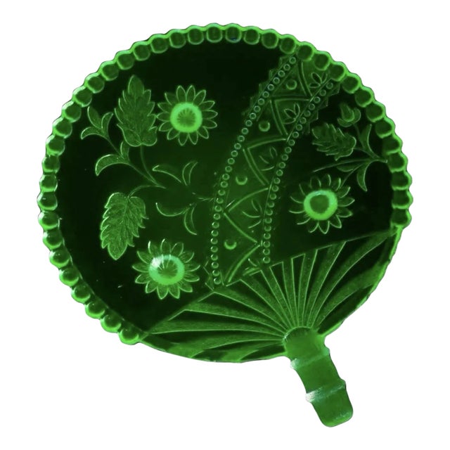 Adams & Co. Eapg Canary Vaseline Glass Fan Plate – Victorian Uranium Glass Tray, Circa 1886 For Sale