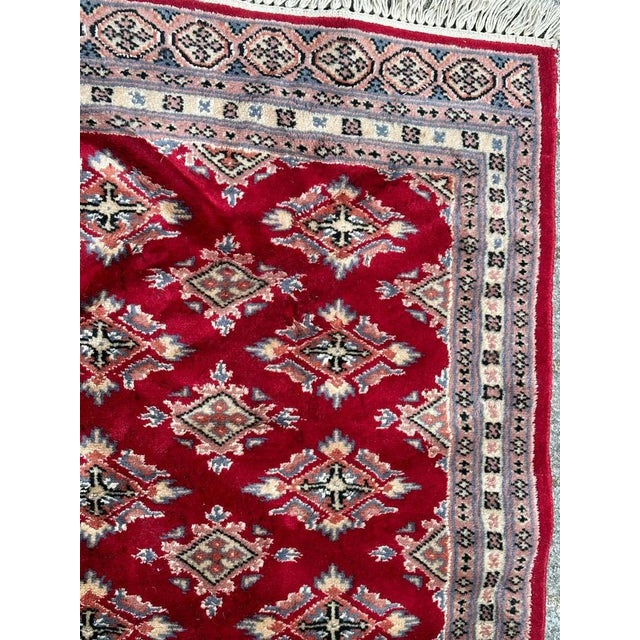 Small Vintage Pakistani Rug from Bobyrugs, 1980s For Sale - Image 6 of 11