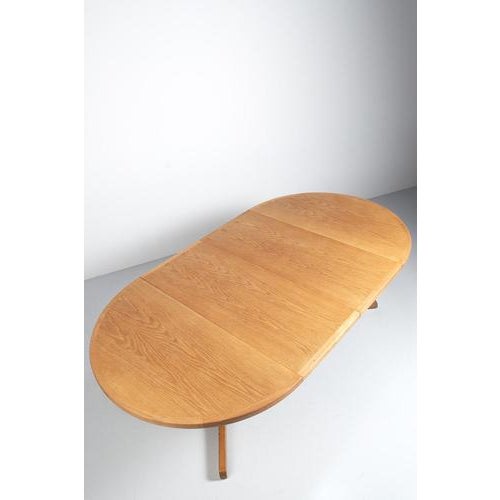 Danish Extendable Table in Oak For Sale - Image 11 of 14