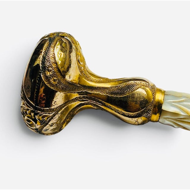 Antique Victorian Gold Filled and Mother of Pearl Umbrella or Parasol Handle For Sale - Image 4 of 12