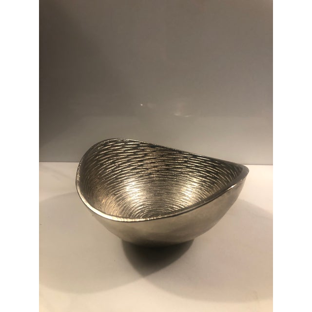 Mid-Century Modern Contemporary Geometric Design Silver Bowls / Nut Dishes For Sale - Image 3 of 7