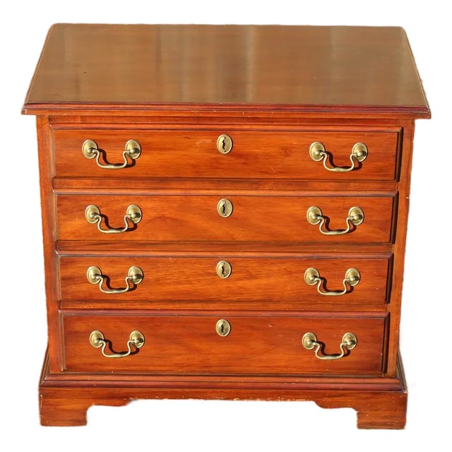 Henkel-Harris Mahogany Nightstand For Sale