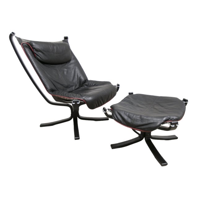 Set of P97 Viking Lounge Chair and Ottoman by Sigurd Ressell for Poltrona Frau, 1960s For Sale