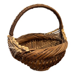 Vintage Handwoven Buttocks Basket With Wrapped Handle – Small Appalachian Basket For Sale