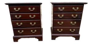 Pair of Vintage Georgian Style Dark Mahogany Nightstands/ Bachelor Chests