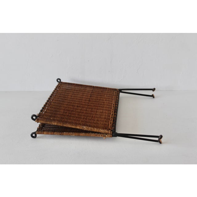 Mid 20th Century Scandinavian Style Hand-Woven Rattan Metal Folding Magazine Newspaper Rack Mid Century Modern For Sale - Image 16 of 16
