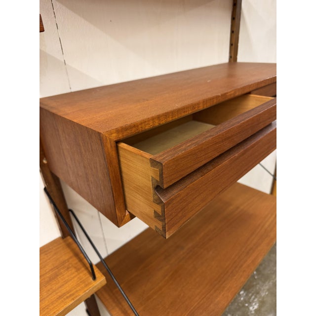 Vintage Scandinavian Wall Unit in Teak by Poul Cadovius for Royal System, 1960s For Sale - Image 6 of 14